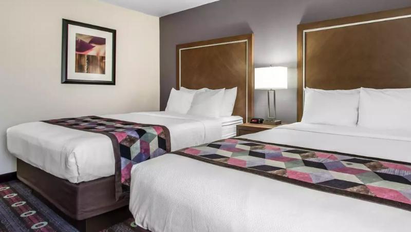 Holiday Inn Express & Suites Tulsa East - Catoosa By Ihg エクステリア 写真